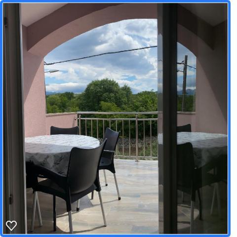 Dama Apartment Obrovac Luaran gambar