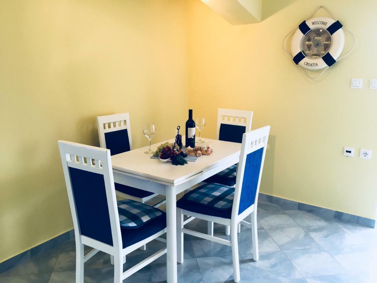 Dama Apartment Obrovac Luaran gambar