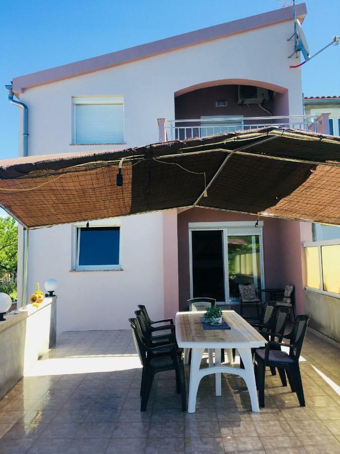 Dama Apartment Obrovac Luaran gambar